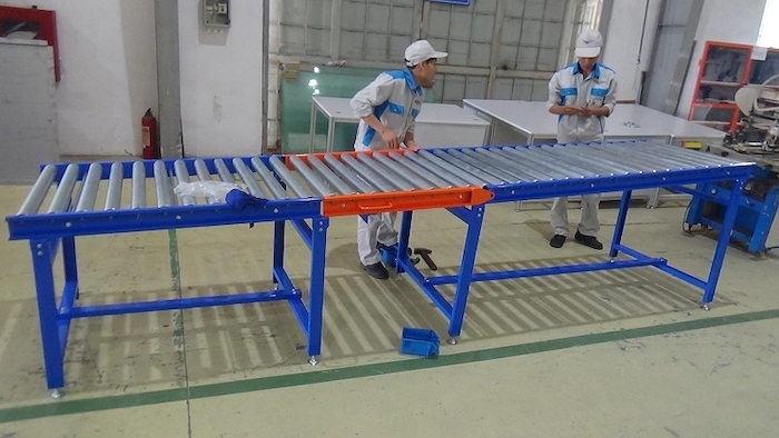 Thiết kế băng tải con lăn theo yêu cầu